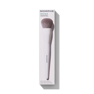 M104 Domed Foundation Brush in MORPHE Foundation/Fond de Teint retail box labeled Domed Foundation Brush / Pinceau Fond de Teint Bombe.