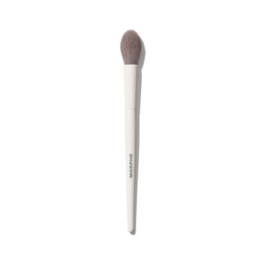 Morphe M164 Small Pointed Powder Brush with cream handle, MORPHE engraved, and tapered pointed grey-white bristles. | M164 Small Pointed Powder Brush